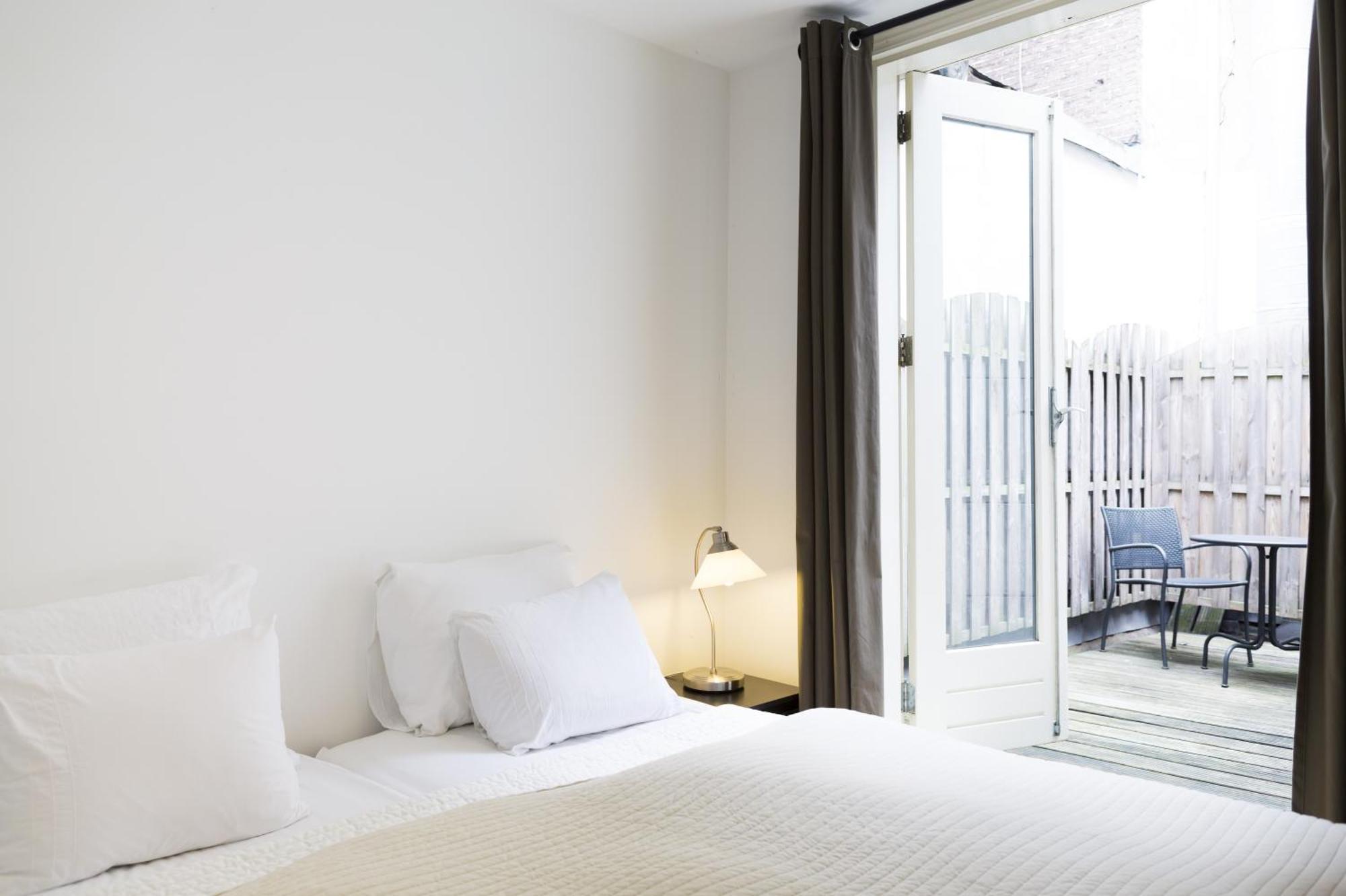 Haarlem Hotel Suites Oda fotoğraf